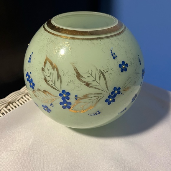 Vintage glass round vase with hand painted floral design  gold trim - Picture 9 of 13